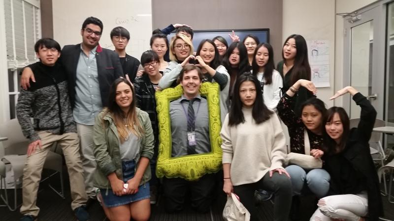 SCAD class photo with international students